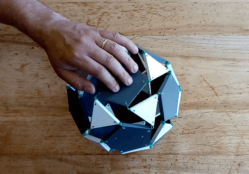 Animaiton hinged icosidodecahedron